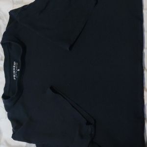 Plain black t-shirt